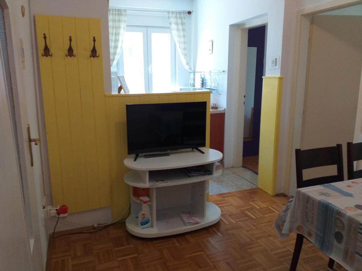 Levak Apartments - Apt. 2 Pjescana Uvala Extérieur photo